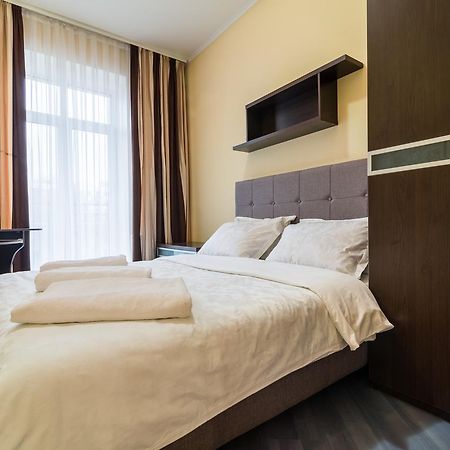 Lux Near Most City With Panoramic Windows Ντνιπροπετρόφσκ Εξωτερικό φωτογραφία