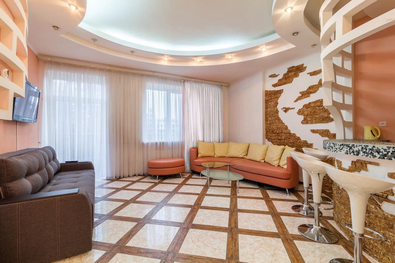 Lux Near Most City With Panoramic Windows Ντνιπροπετρόφσκ Εξωτερικό φωτογραφία