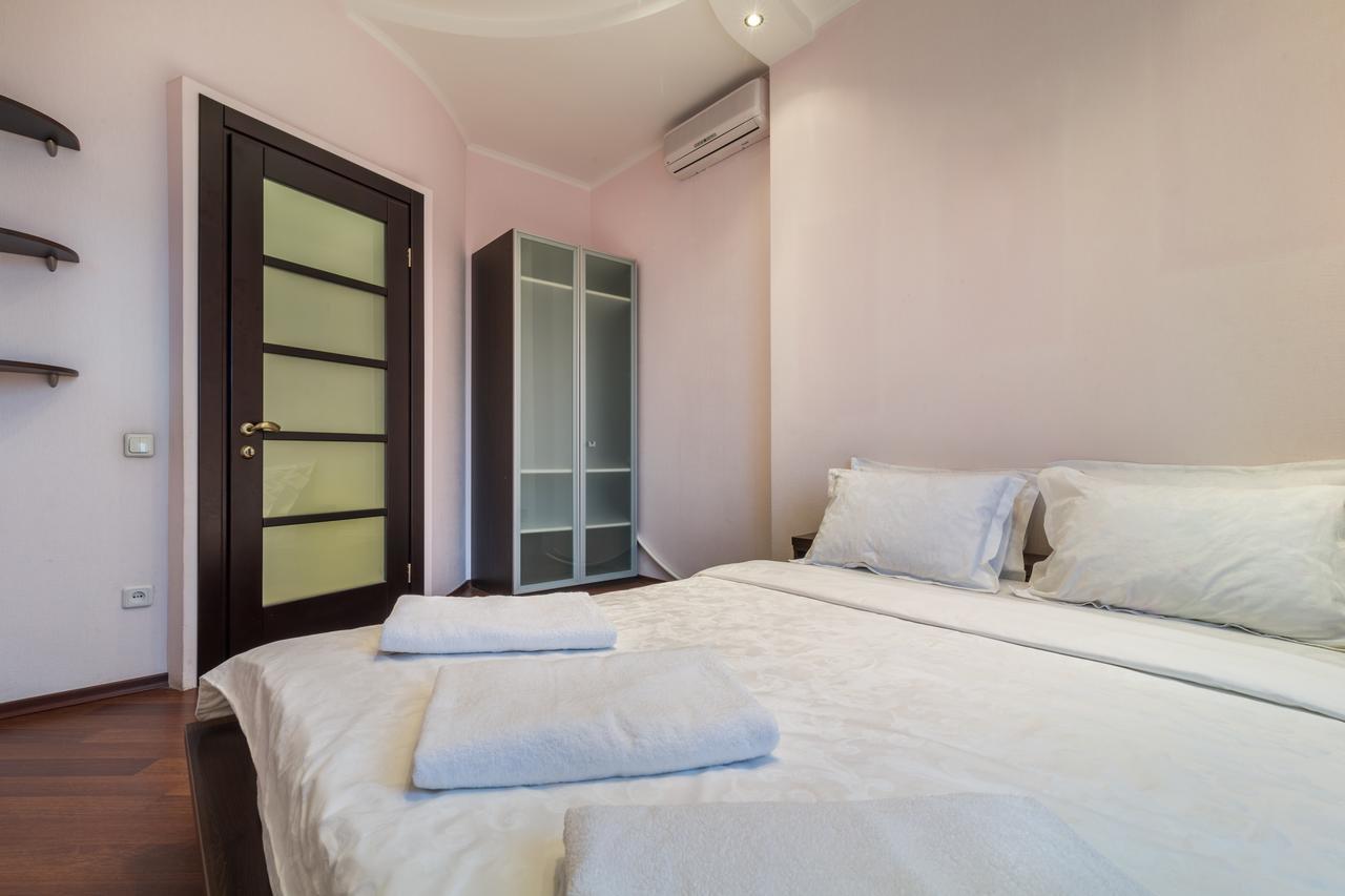 Lux Near Most City With Panoramic Windows Ντνιπροπετρόφσκ Εξωτερικό φωτογραφία