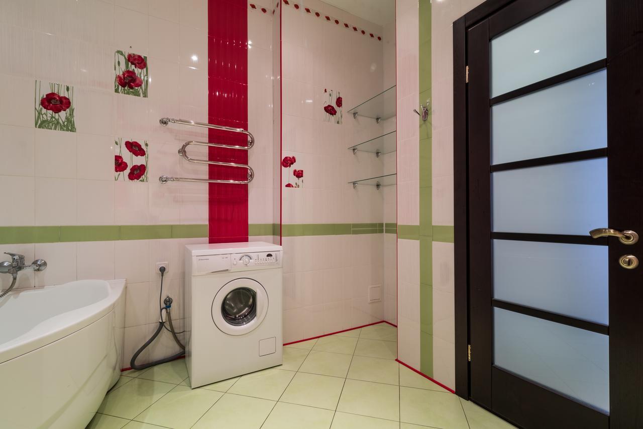 Lux Near Most City With Panoramic Windows Ντνιπροπετρόφσκ Εξωτερικό φωτογραφία