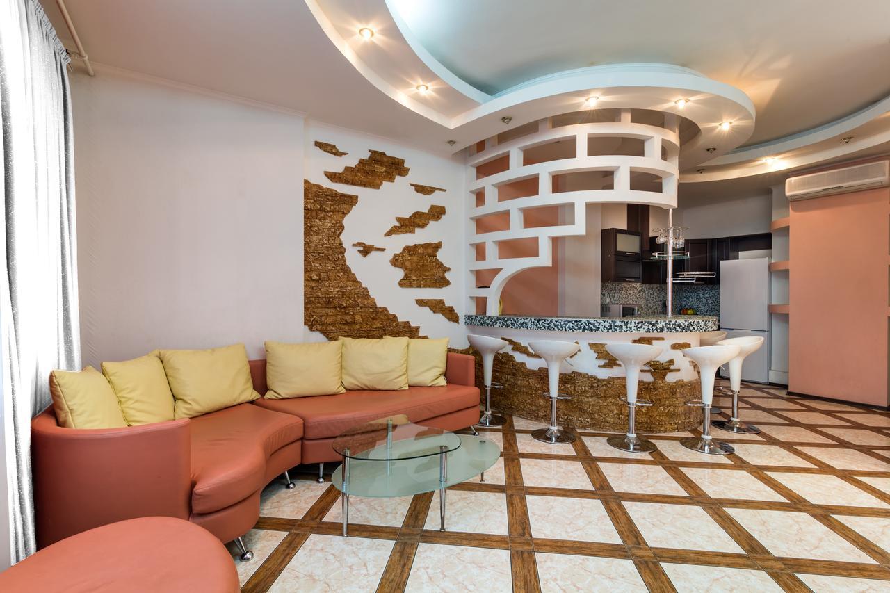Lux Near Most City With Panoramic Windows Ντνιπροπετρόφσκ Εξωτερικό φωτογραφία